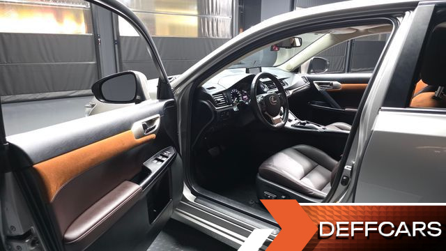 Lexus CT200H 1.8 Supreme ZWA10 купить на сайте DeffCars