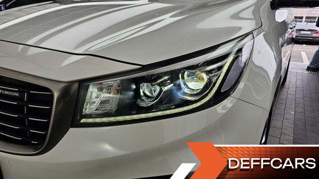Kia CARNIVAL 9-Seater Hi-Limousine Noblesse Special купить на сайте DeffCars