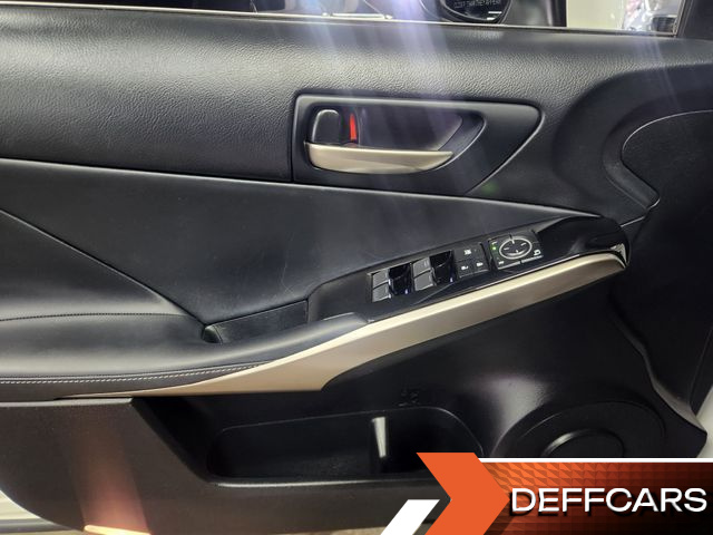 Lexus IS Supreme купить на сайте DeffCars