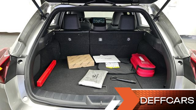 Lexus UX 2.0 2WD купить на сайте DeffCars