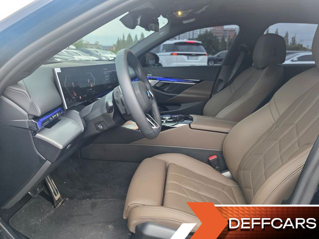 BMW 5-SERIES 520i M Sport купить на сайте DeffCars