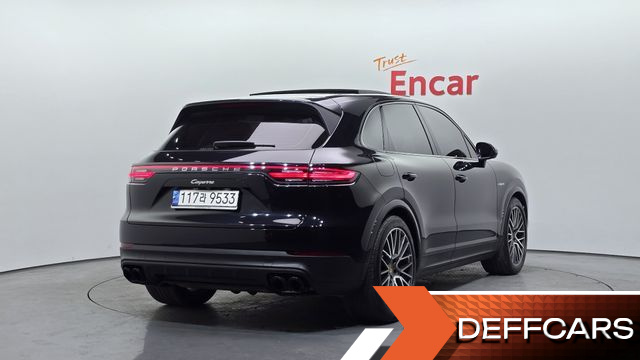 Porsche CAYENNE 3.0 E-Hybrid купить на сайте DeffCars
