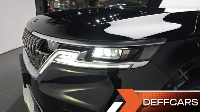Kia CARNIVAL Gasoline 7-Seater Hi-Limousine Signature купить на сайте DeffCars