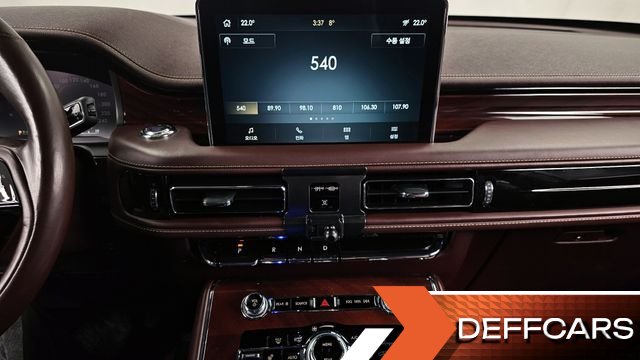 Lincoln AVIATOR 3.0 Black Label AWD купить на сайте DeffCars