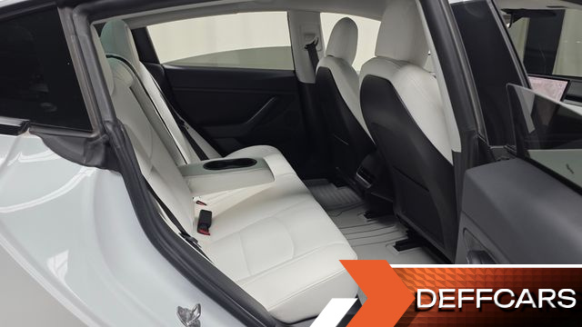 Tesla MODEL 3 Long Range AWD купить на сайте DeffCars