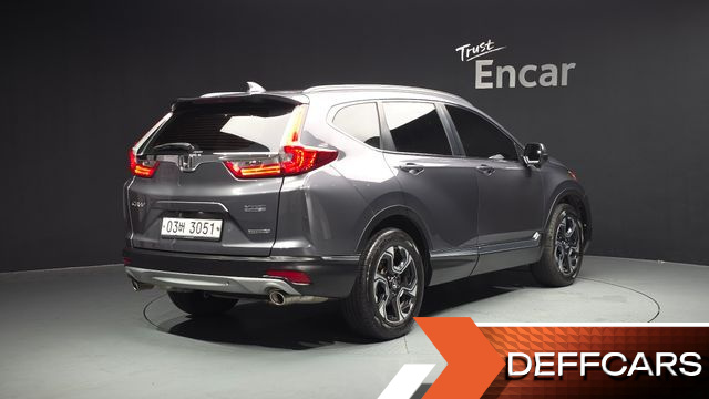 Honda CR-V 1.5 Touring 4WD купить на сайте DeffCars