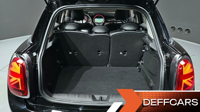 Mini COOPER 5Door Standard 3rd купить на сайте DeffCars