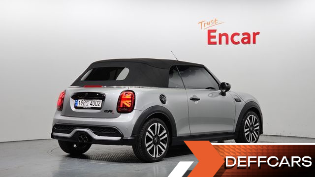 Mini COOPER CONVERTIBLE Classic Third Generation купить на сайте DeffCars