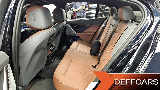 BMW 5-SERIES 530i xDrive M Sport купить на сайте DeffCars