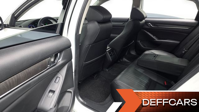 Honda ACCORD 2.0 Hybrid Touring купить на сайте DeffCars