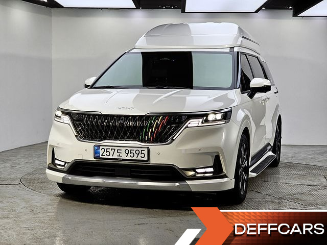 Kia CARNIVAL 7-Seater Hi-Limousine Signature купить на сайте DeffCars