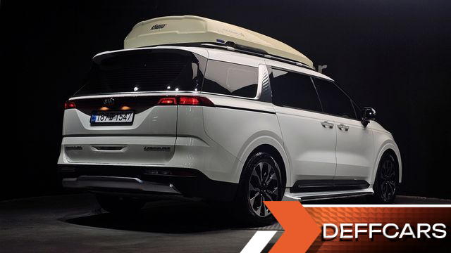 Kia CARNIVAL 7-Seater Signature купить на сайте DeffCars