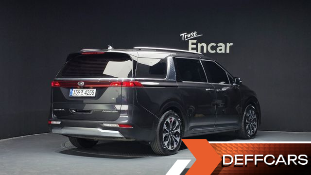 Kia CARNIVAL Gasoline 7-Seater Noblesse купить на сайте DeffCars