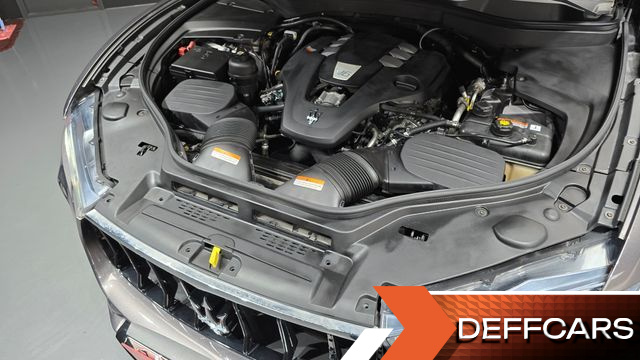 Maserati LEVANTE 3.0 AWD Sport купить на сайте DeffCars