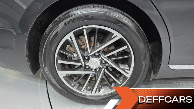 Hyundai GRANDEUR 2.5 Premium купить на сайте DeffCars