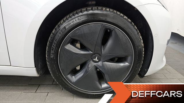 Tesla MODEL 3 Standard Range Plue RWD купить на сайте DeffCars