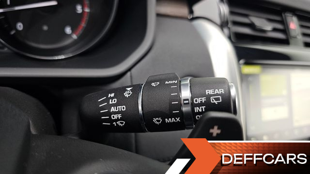 Land Rover DISCOVERY 3.0 TD6 HSE купить на сайте DeffCars