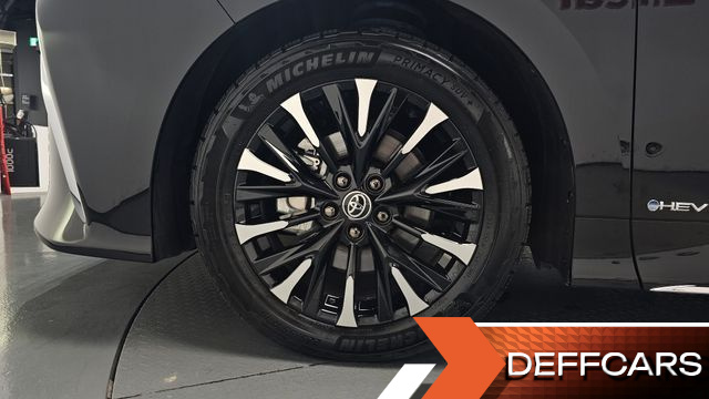 Toyota ALPHARD 2.5 HEV Executive AWD купить на сайте DeffCars