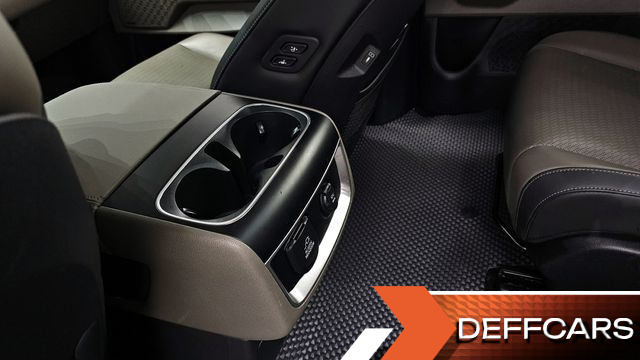 Kia CARNIVAL 9-Seater Gravity купить на сайте DeffCars