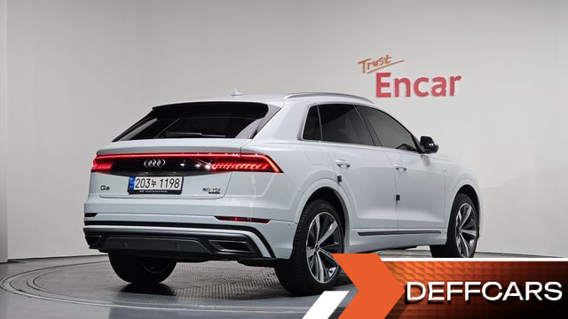 Audi Q8 50 TDI Quattro Premium купить на сайте DeffCars