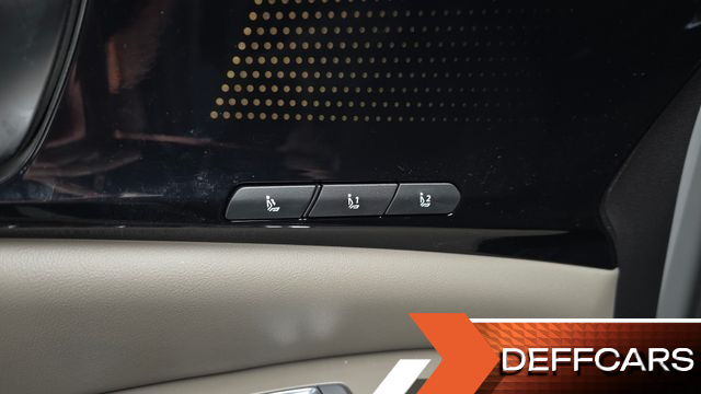 Kia CARNIVAL 9-Seater Gravity купить на сайте DeffCars
