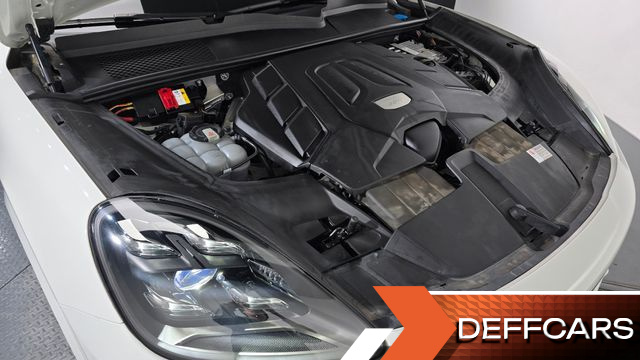 Porsche CAYENNE 3.0 купить на сайте DeffCars