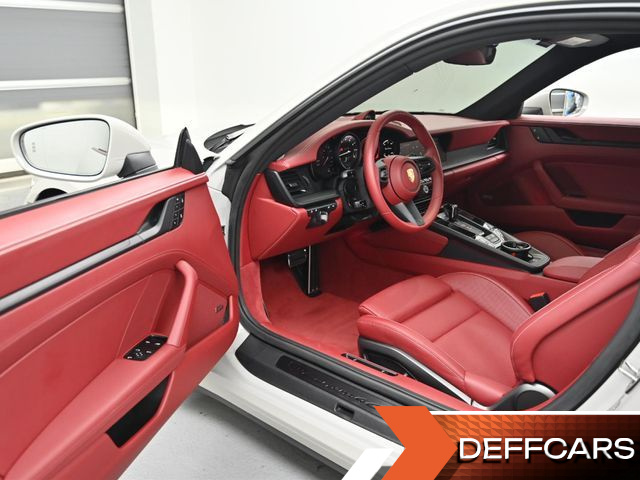 Porsche 911 Carrera 4 GTS купить на сайте DeffCars