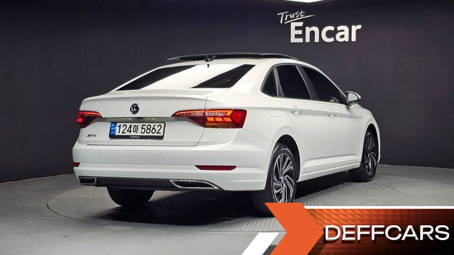 Volkswagen JETTA 1.4 TSI Prestige купить на сайте DeffCars