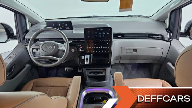 Hyundai STARIA 2WD Camping Car Prestige Camper 4Seater купить на сайте DeffCars