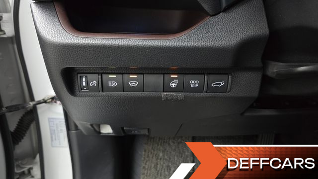 Toyota RAV4 2,5 4WD Hybrid LTD купить на сайте DeffCars