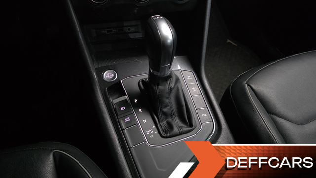 Volkswagen TIGUAN 2.0 TDI Premium купить на сайте DeffCars