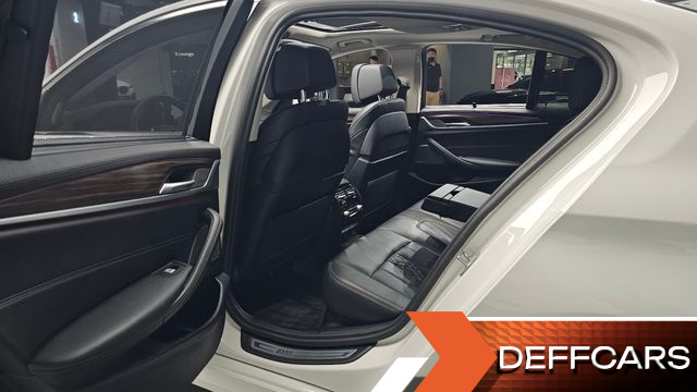 BMW 5-SERIES 530i Luxury купить на сайте DeffCars