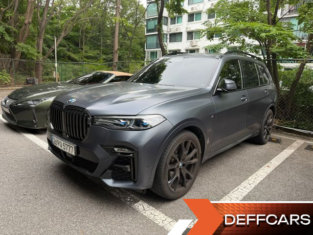 BMW X7 M50i Dark Shadow Edition 6STR купить на сайте DeffCars