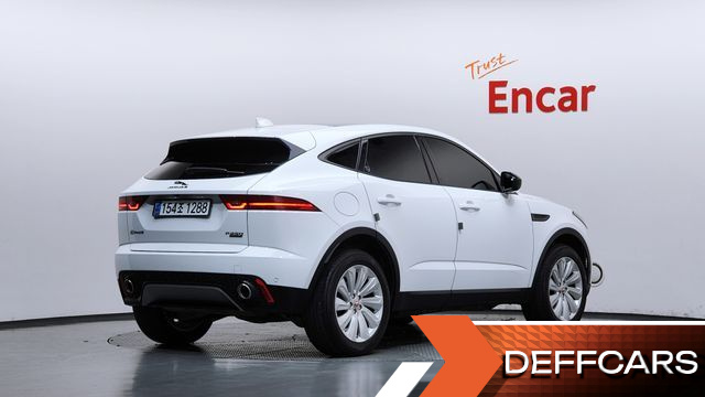 Jaguar E-PACE P250 SE купить на сайте DeffCars