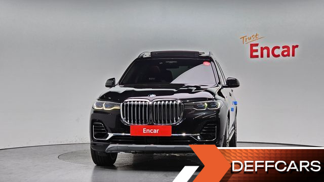 BMW X7 xDrive 30d Design Pure Excellent 6-Seater купить на сайте DeffCars