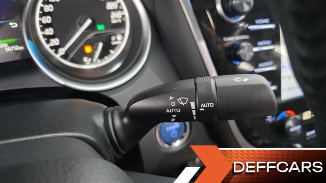 Toyota CAMRY 2.5 XLE Hybrid купить на сайте DeffCars