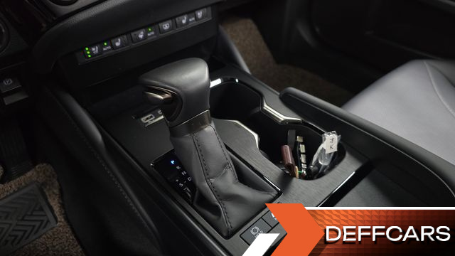 Lexus ES Luxury Plus купить на сайте DeffCars