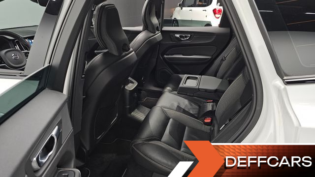 Volvo XC60 T8 R-Design купить на сайте DeffCars