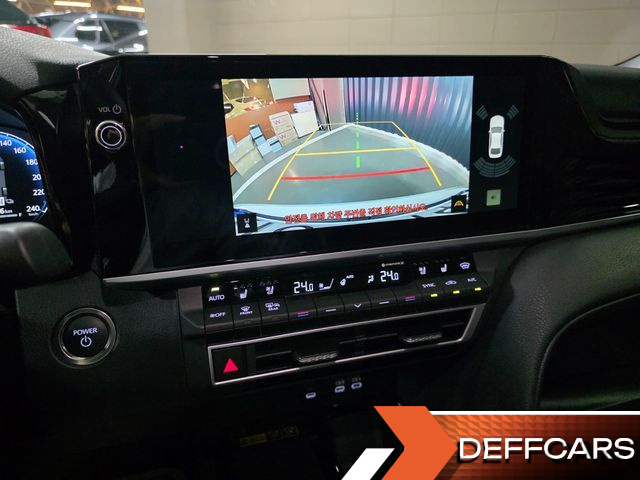 Toyota CAMRY 2.5 XLE Hybrid купить на сайте DeffCars