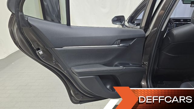 Toyota CAMRY 2.5 купить на сайте DeffCars