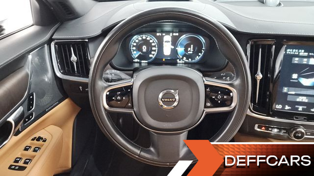 Volvo S90 T8 AWD Inscription купить на сайте DeffCars