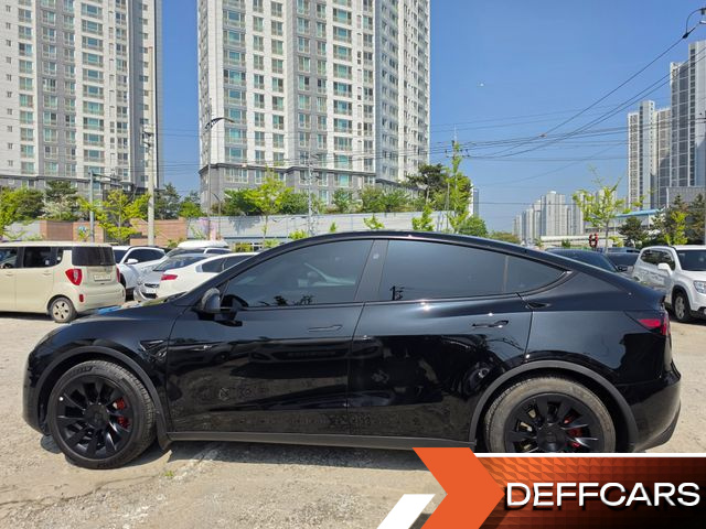 Tesla MODEL Y Long Range AWD купить на сайте DeffCars