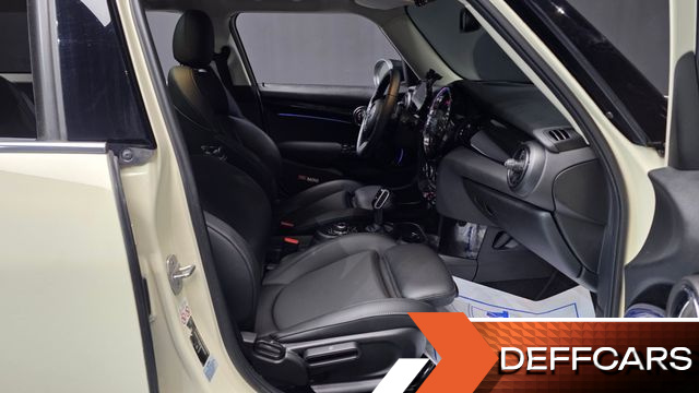 Mini COOPER 5Door Classic Third Generation купить на сайте DeffCars