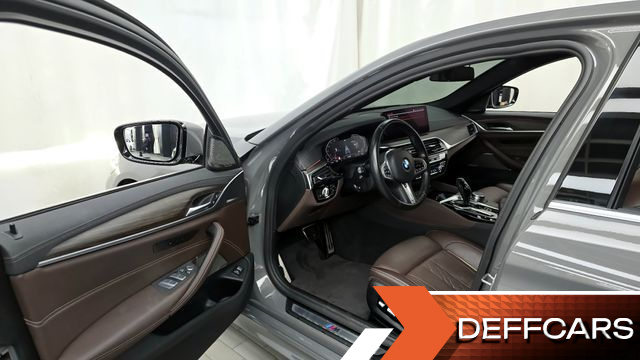 BMW 5-SERIES 530i xDrive M Sport Package купить на сайте DeffCars