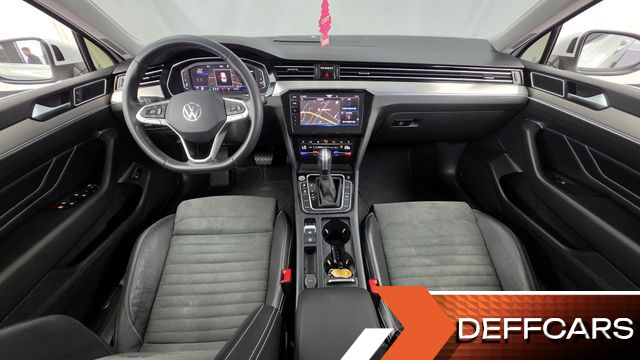 Volkswagen PASSAT 2.0 TDI Premium купить на сайте DeffCars