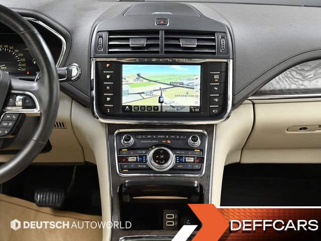 Lincoln CONTINENTAL 3.0 AWD купить на сайте DeffCars