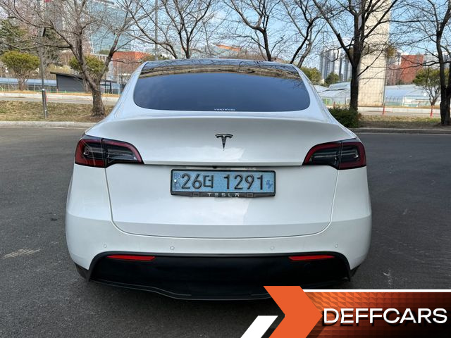 Tesla MODEL Y Standard Range RWD купить на сайте DeffCars
