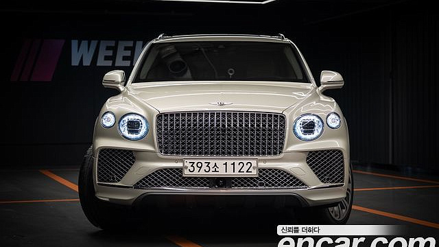 Bentley BENTAYGA 4.0 V8 Atelier Edition купить на сайте DeffCars