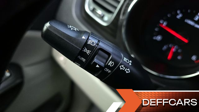 Kia CARNIVAL 9-Seater Prstige купить на сайте DeffCars