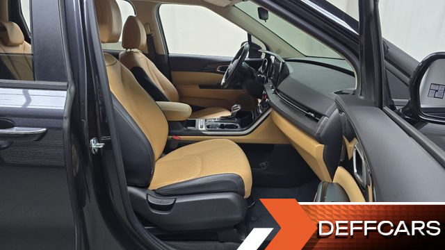 Kia CARNIVAL Diesel 9-Seater Prestige купить на сайте DeffCars